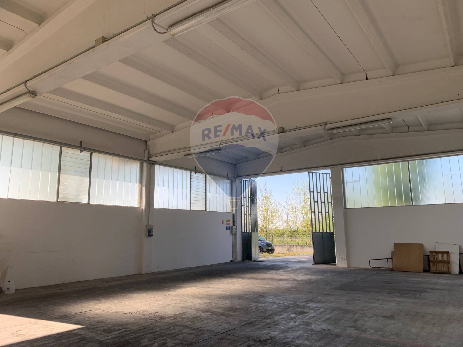 Capannone Via Luigi Marsicano 82 
 Litta Parodi, Alessandria, Alessandria - foto 1