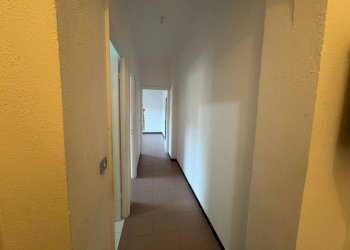 Trilocale Genova (zona Lagaccio) - foto 7