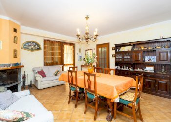 Independent house Via Comba Carle, 36, Barge - photo 4