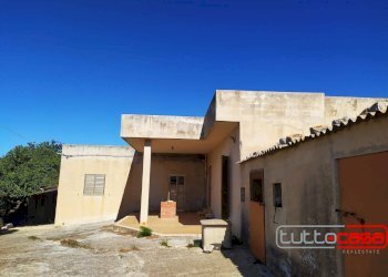 Casa indipendente CONTRADA TORRE PALOMBO, Scicli - foto 1