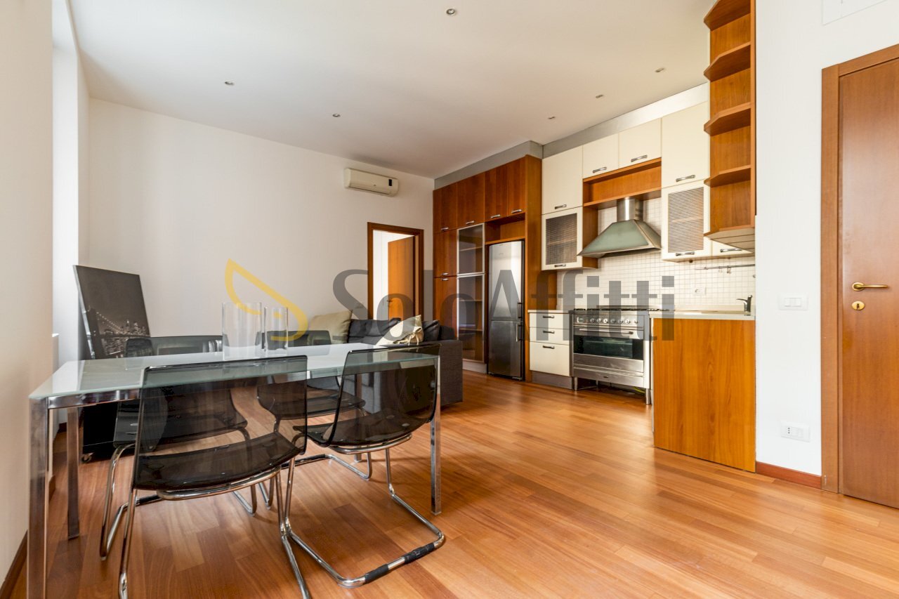 correggio16-001.jpg - Two-room apartment Via Correggio 16, Milano (neighborhood Buonarroti) - photo 1