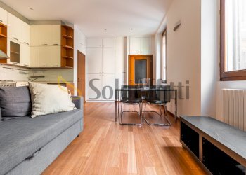 correggio16-008.jpg - Two-room apartment Via Correggio 16, Milano (neighborhood Buonarroti) - photo 8