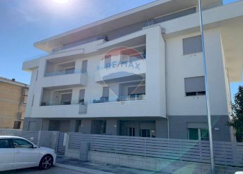 Two-room apartment via calcutta
Crespellano, Valsamoggia, Valsamoggia (neighborhood Albareto - Mulini Nuovi) - photo 8