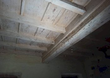 Soffitto camera - Rustico Cascina Milorta, Sozzago - foto 15