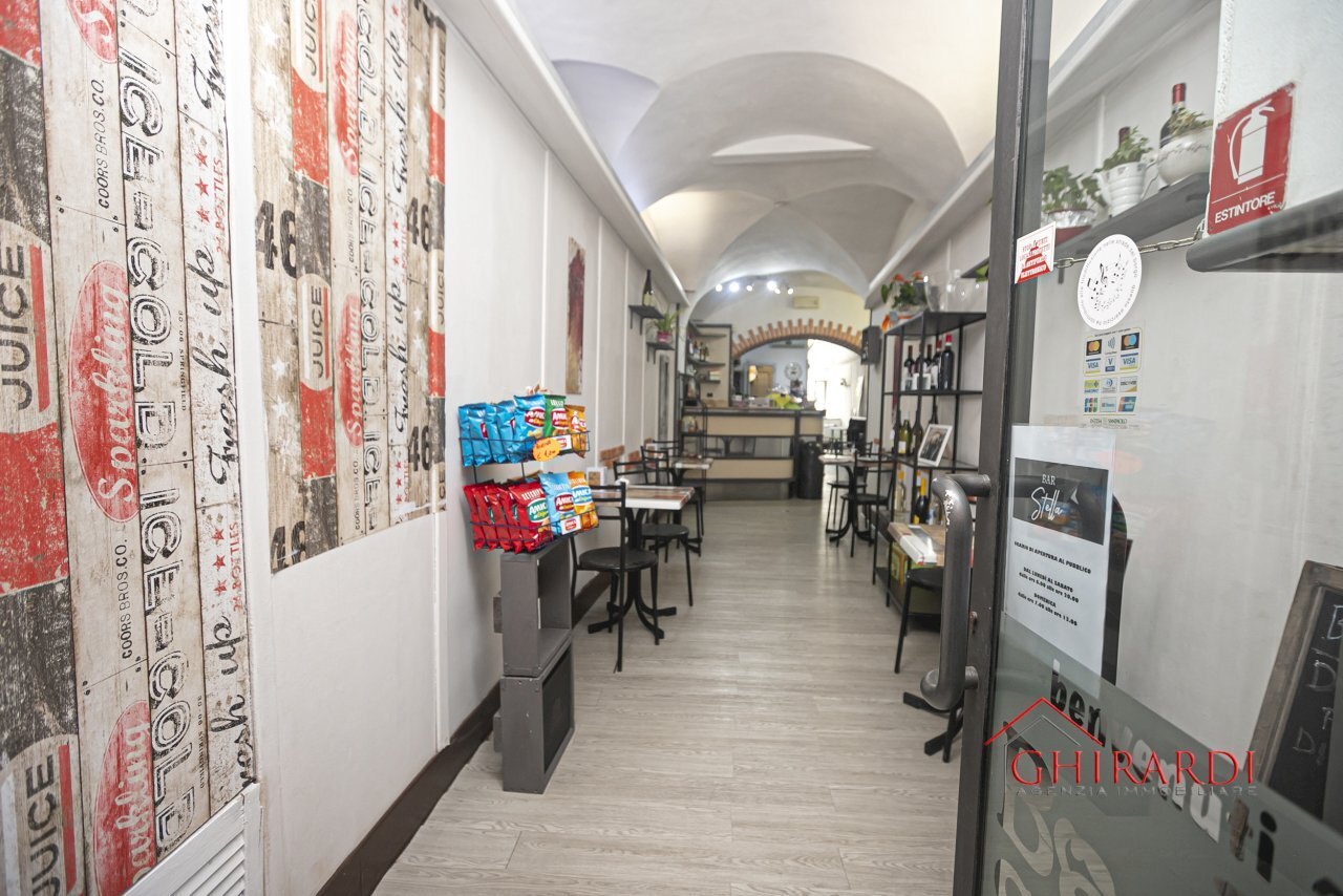 1.0 INGRESSO.jpg - Bar Tavola Calda - Fredda Via Malocello 12, Varazze - foto 3