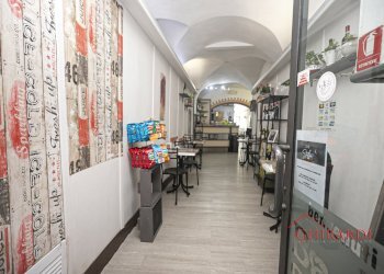 1.0 INGRESSO.jpg - Bar Tavola Calda - Fredda Via Malocello 12, Varazze - foto 3