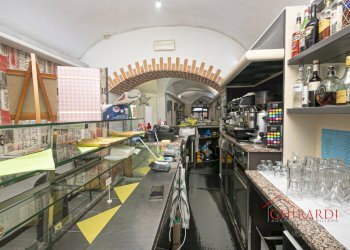 2.3 BANCO.jpg - Bar Tavola Calda - Fredda Via Malocello 12, Varazze - foto 9