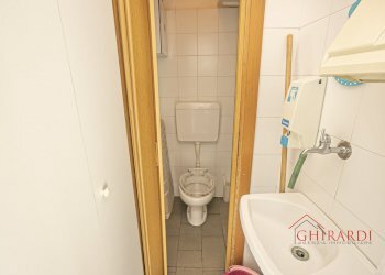 6.2 BAGNO 2.jpg - Bar Tavola Calda - Fredda Via Malocello 12, Varazze - foto 19