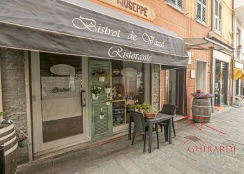 8.4 ESTERNO.jpg - Bar Tavola Calda - Fredda Via Malocello 12, Varazze - foto 23