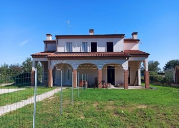 Casa indipendente via spello s.n.c., Pojana Maggiore - foto 1