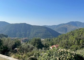 WhatsApp Image 2023-09-13 at 10.05.09.jpeg - Villa Via Arturo Rossi, Castiglione Chiavarese - foto 15