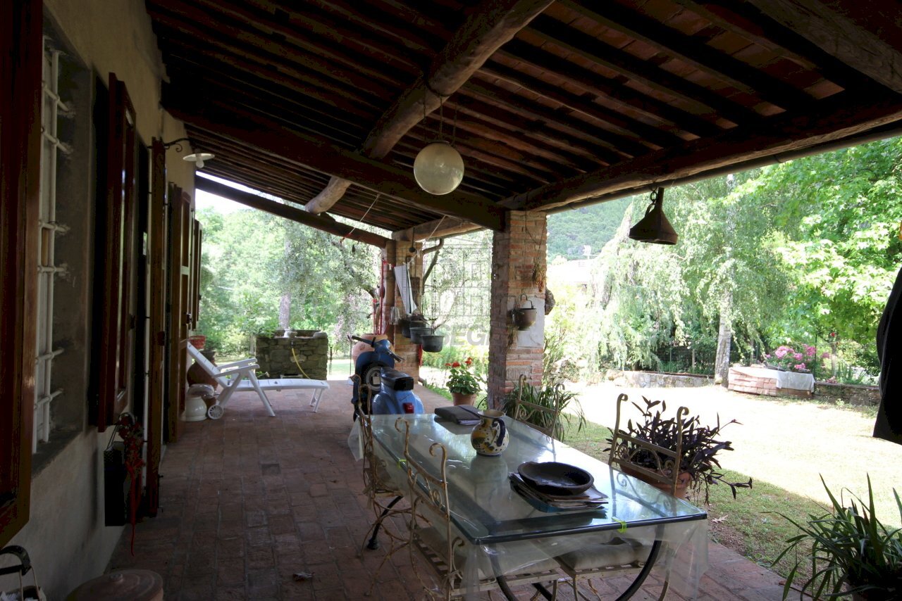 Casa colonica in collina (12).JPG - Casale Capannori - foto 1