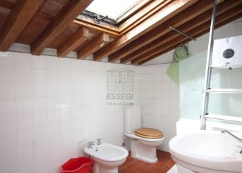 Casa colonica in collina (30).JPG - Casale Capannori - foto 14