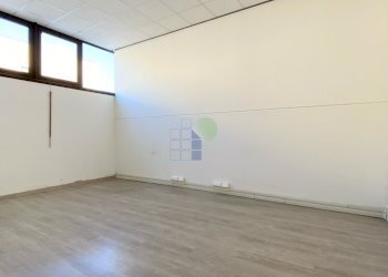 ufficio - Commercial Premises Via dell' Artigianato 45, Livorno - photo 8