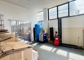 Magazzino - Commercial Premises Via dell' Artigianato 45, Livorno - photo 15