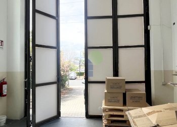 portellone di ingresso carrabile - Commercial Premises Via dell' Artigianato 45, Livorno - photo 16