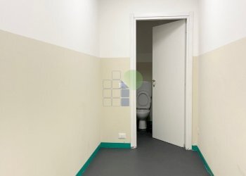 servizi - Commercial Premises Via dell' Artigianato 45, Livorno - photo 19