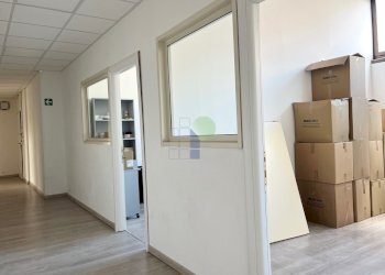 uffici - Commercial Premises Via dell' Artigianato 45, Livorno - photo 22