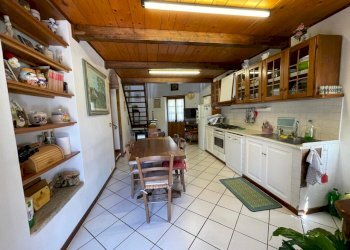 PHOTO-2024-05-10-12-38-19 2.jpg - Rustico Camaiore - foto 12