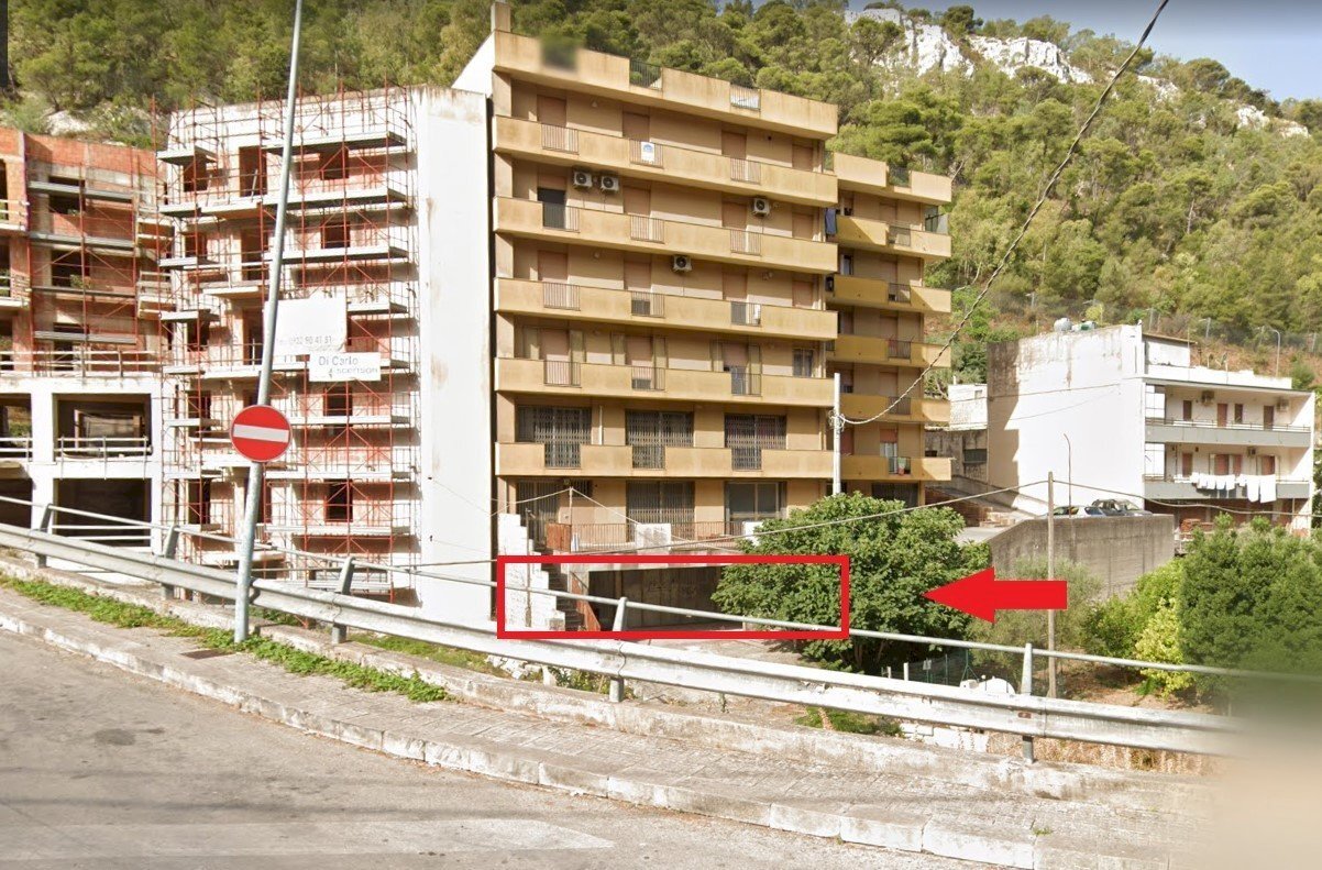 secondo piano sottostrada.jpg - Magazzino Via Trani 561, Modica - foto 3