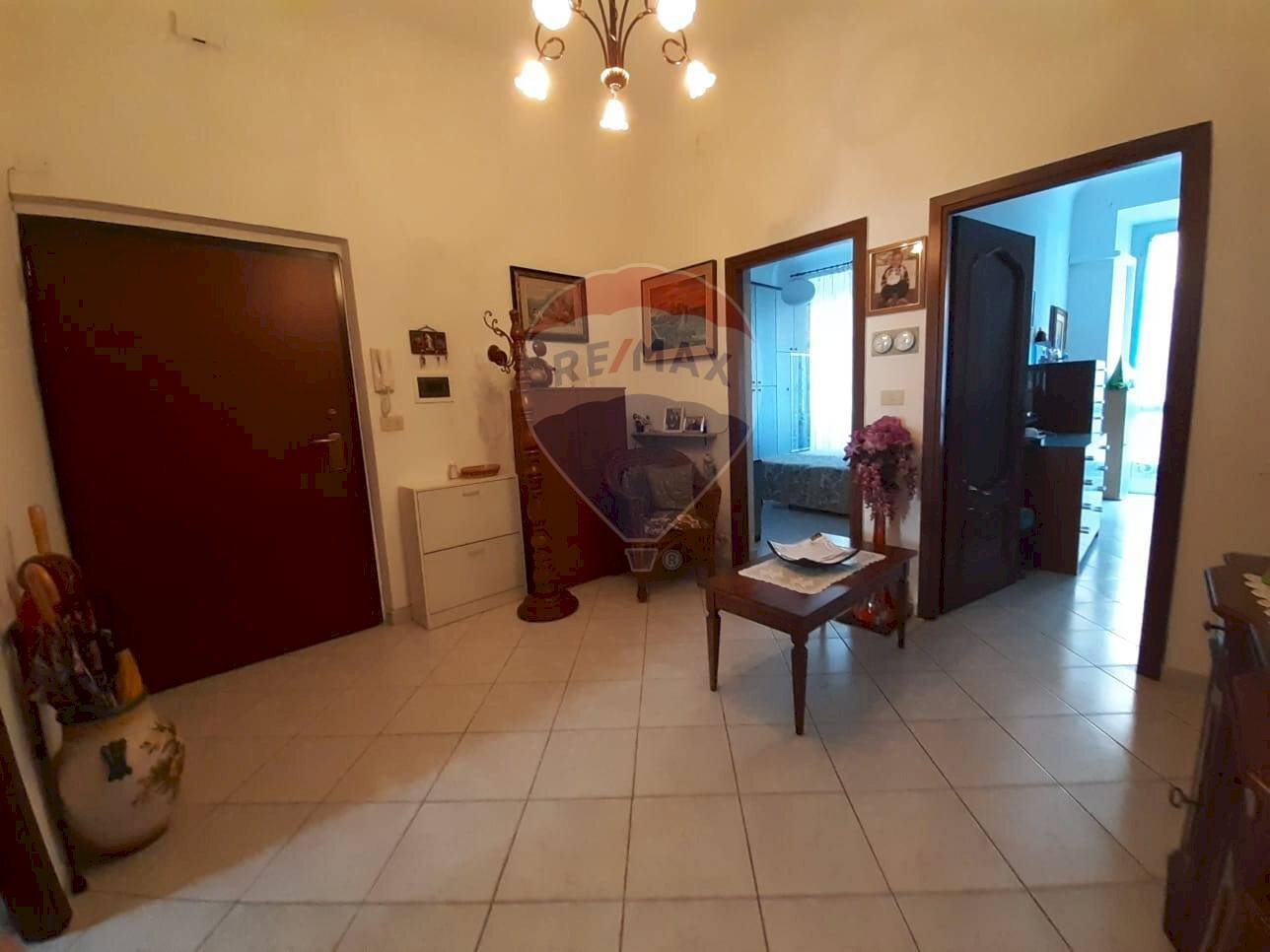 Two-room apartment Centro, Savona, Savona (neighborhood Centro) - photo 2