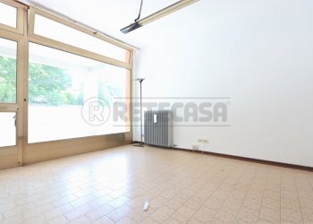 IMG_1330.JPG - Locale Commerciale Castegnero - foto 4