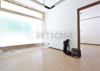 IMG_1332.JPG - Locale Commerciale Castegnero - foto 6