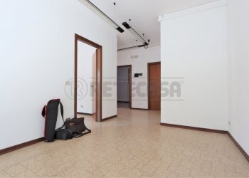 IMG_1333.JPG - Locale Commerciale Castegnero - foto 7