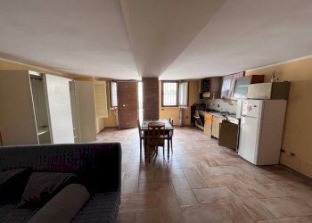 Salone - Villa via Pasquale Crazzolara, Roma (neighborhood Lido di Ostia) - photo 6