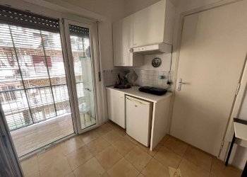 Angolo cottura - Monolocale via Tuscolana, 695, Roma - foto 12