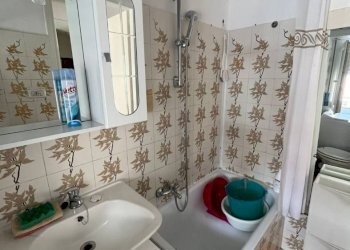 Bagno - Monolocale via Tuscolana, 695, Roma - foto 15