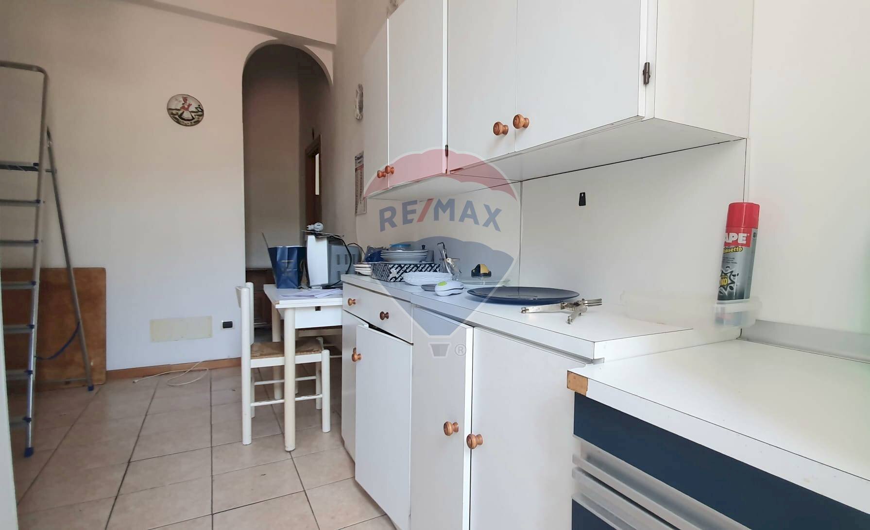 Two-room apartment Via Cavour, 15 
 Centro, Ventimiglia - photo 2