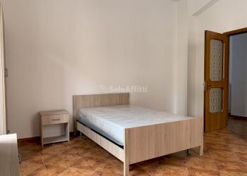 Three-room apartment Catanzaro - photo 1