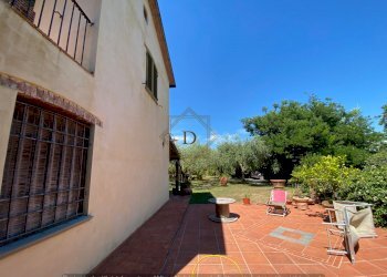 AMEGLIA VILLA INDIPENDENTE CON GIARDINO (6).jpg - Casale Ameglia - foto 4