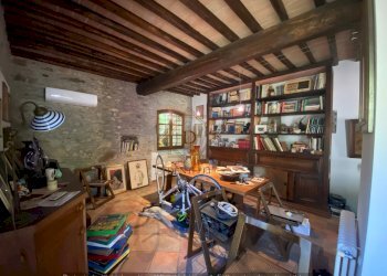 AMEGLIA VILLA INDIPENDENTE CON GIARDINO (18).jpg - Casale Ameglia - foto 13