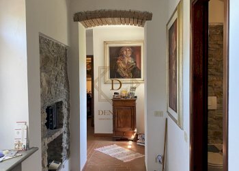 AMEGLIA VILLA INDIPENDENTE CON GIARDINO (60).jpg - Casale Ameglia - foto 29