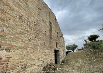 Rustic Contrada Carmine, Ripatransone - photo 22