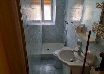 Trilocale Genova (zona Foce) - foto 4