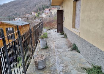 Casa indipendente via piane di rosso, frazione Rosso, Davagna - foto 17