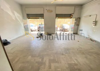 4.jpg - Locale Commerciale Via Sud Piazza d'Armi 40, Caserta - foto 1