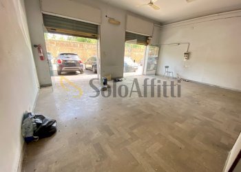 3.jpg - Locale Commerciale Via Sud Piazza d'Armi 40, Caserta - foto 2