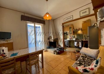 IMG_3446.jpg - Trilocale Via Quarto, Rosignano Marittimo - foto 1