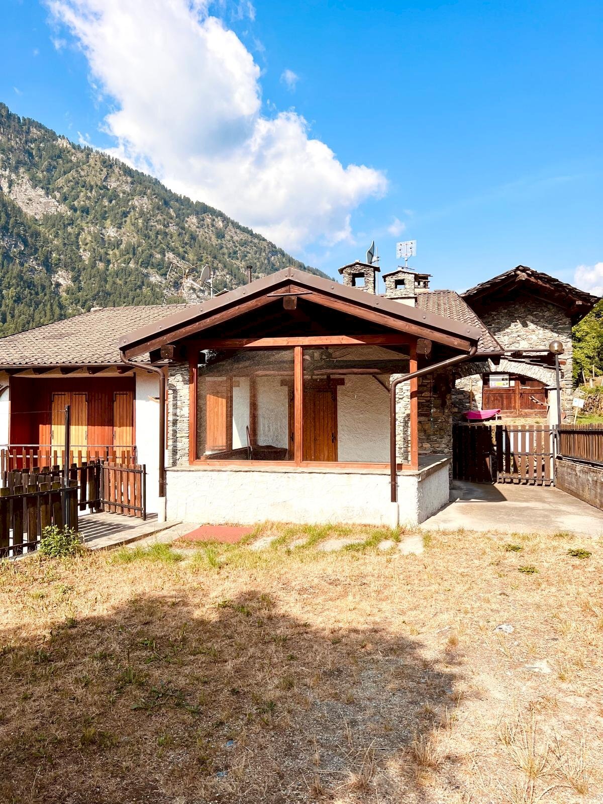 Independent house Borgata Caldane, Casteldelfino - photo 1