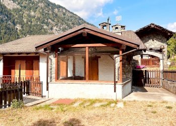 Independent house Borgata Caldane, Casteldelfino - photo 1