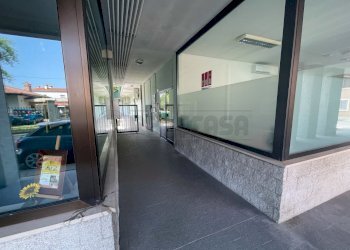ESTERNI - Ufficio VIA DEL ZOTTO 2, Cervignano del Friuli - foto 3