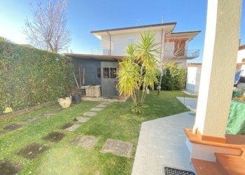 452098.jpg - Villa Pietrasanta - photo 12