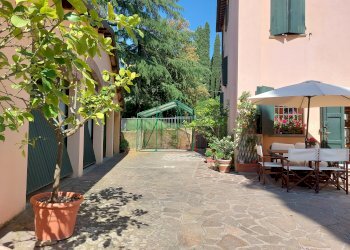 cortile - Porzione di casa Imola - foto 3