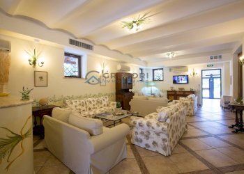 Albergo - Struttura ricettiva Via Mediana, Sant'Omero - foto 5