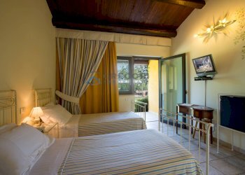 Albergo - Struttura ricettiva Via Mediana, Sant'Omero - foto 10