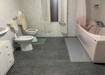 808DEAAC-8ED0-4408-A944-58BB627E673F.jpeg - Villa via canal bianco inferiore 30, Gavello - foto 5